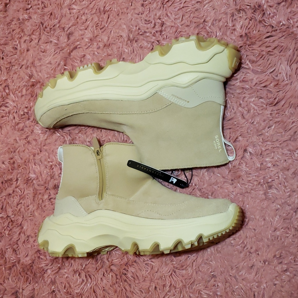 SOREL NEW Women Kinetic  Breakthru Acadia Waterproof Boot Tawny Buff Ceramic